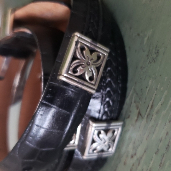 Vintage Black Leather Embossed Silver Belt - Picture 3 of 6